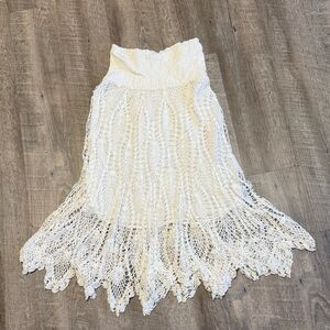 Raviya Cream Asymmetrical Lace Skirt